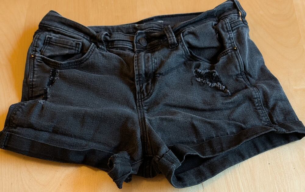 🧨Women's 6 Old Navy Boyfriend Shorts